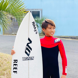 RIKI-TOMOSHIGE